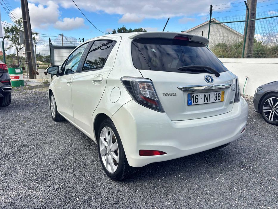 Toyota Yaris 1.5 Hybrid  NACIONAL
