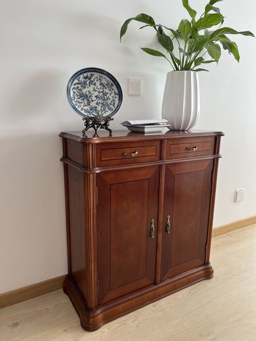 Sapateira mogno folheado de nogueira