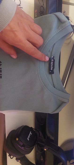 T-shirt  marca OFF-WHITE