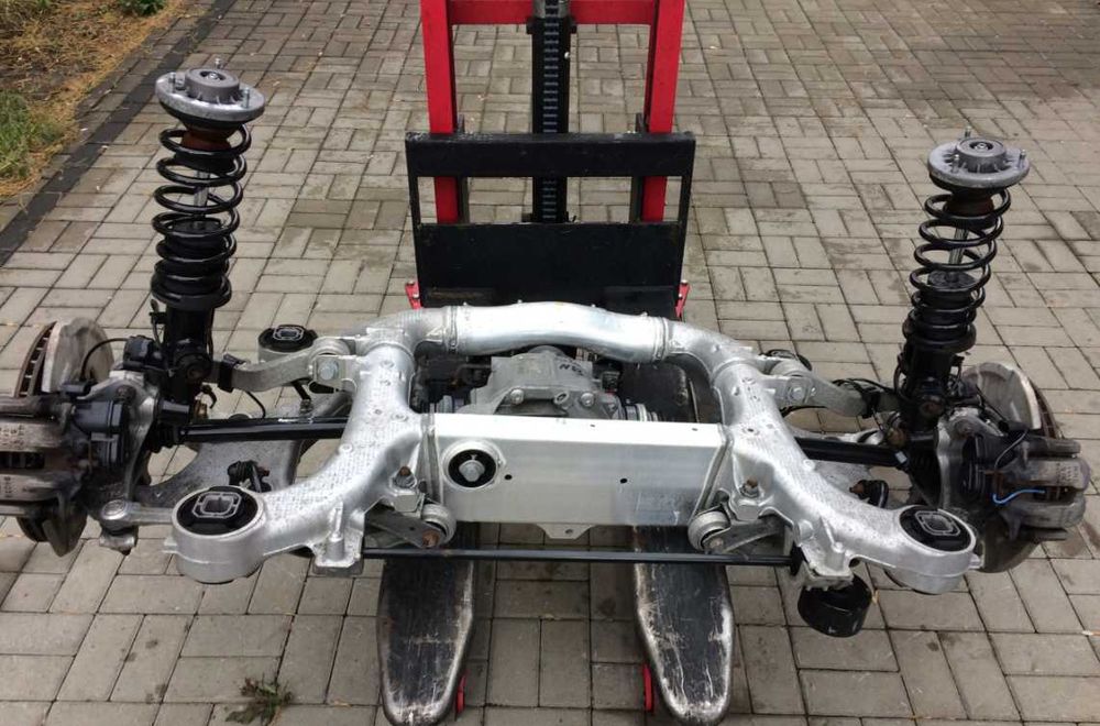 Підвіска BMW 6 F12 F13 передня або задня підрамник разборка