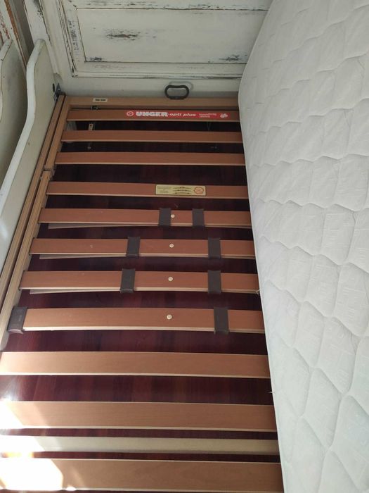 Cama de solteiro (duas)