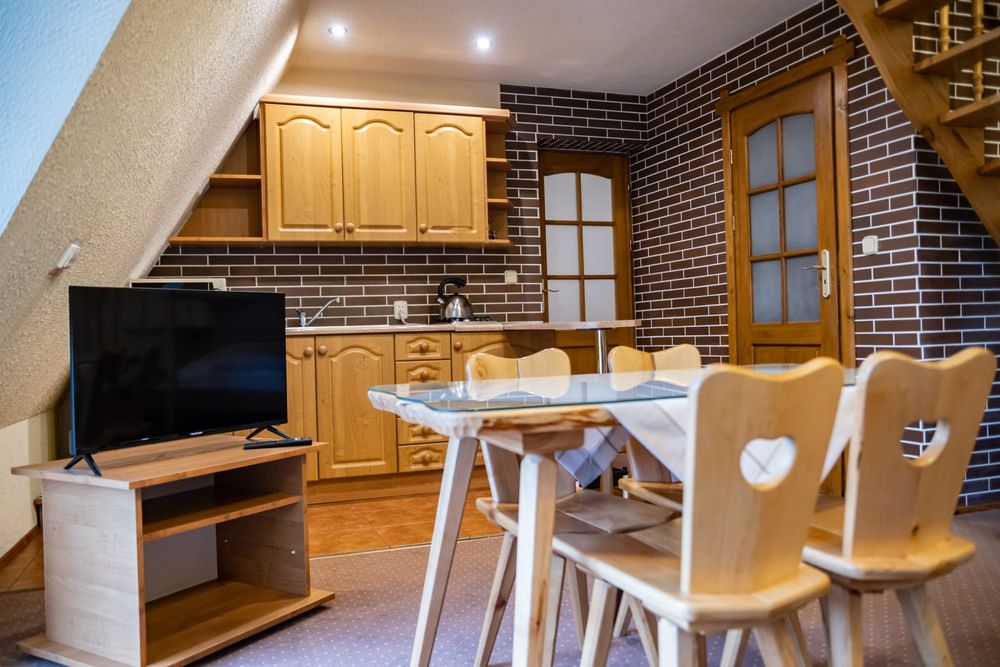 Apartamenty i Pokoje w górach - Noclegi WOLNE TERMINY
