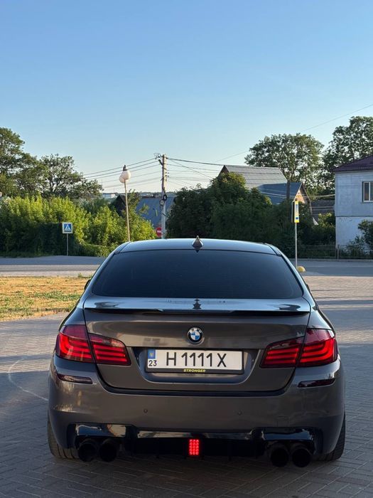 BMW F10 2012 рік ,БМВ Ф10 520i r19