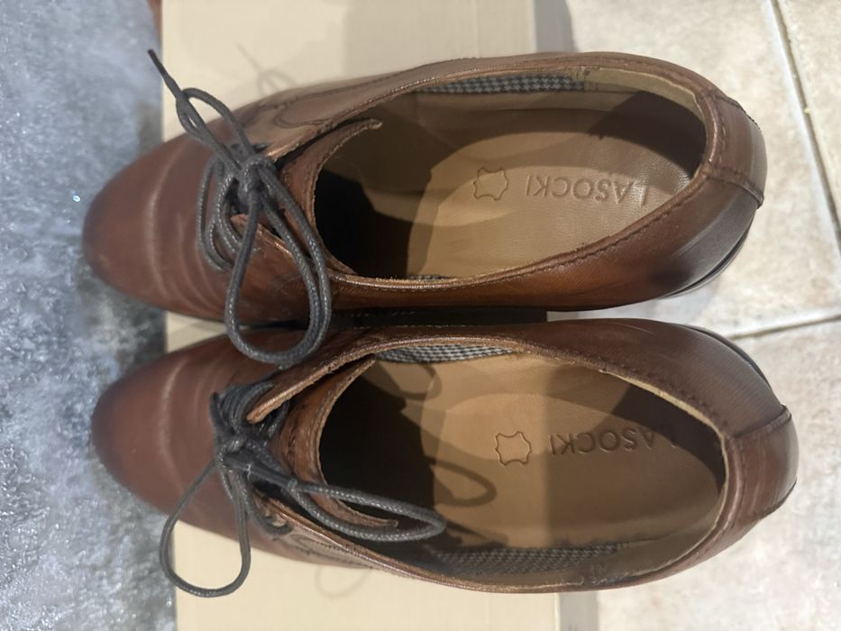 Мужские туфли дерби Lasocki из натуральной кожи