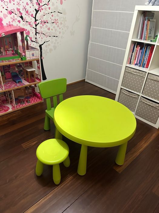 Mesa, cadeira e banco ikea - crianças