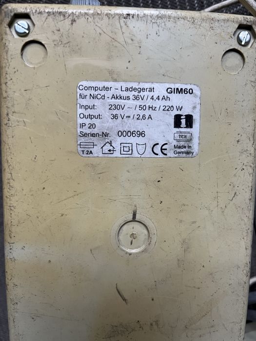 Ladowarka do baterii roweru elektrycznego Hainzmann