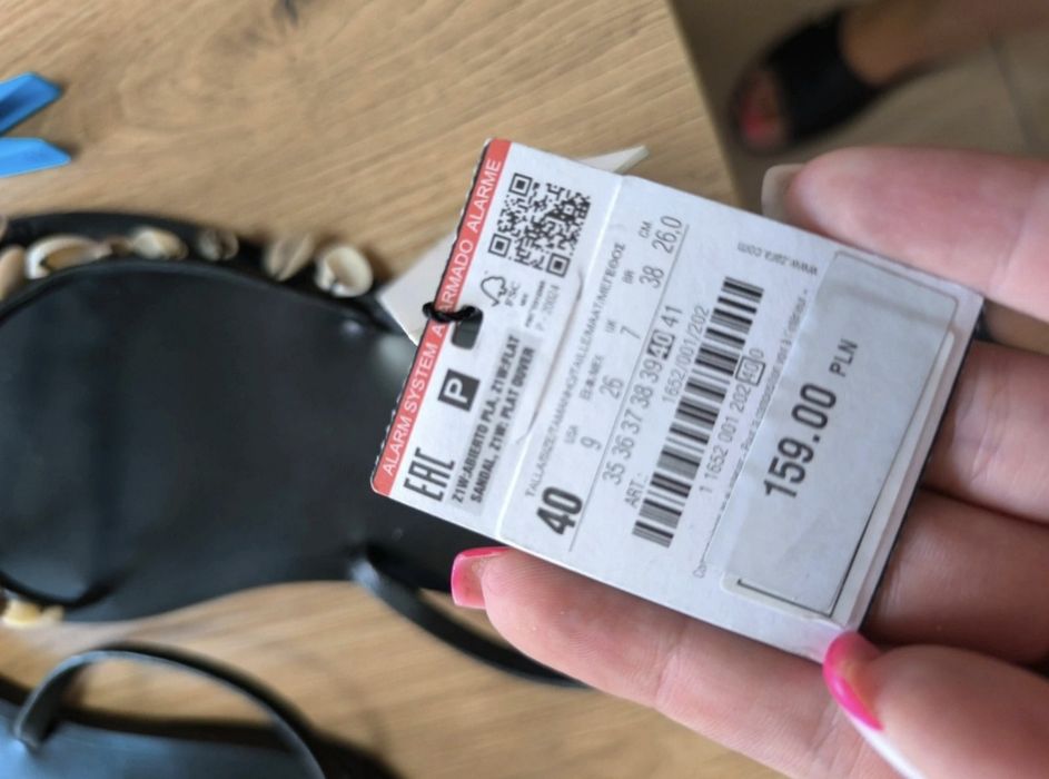 Czarne sandały Zara z muszelkami  | nowe z metką | rozmiar 40