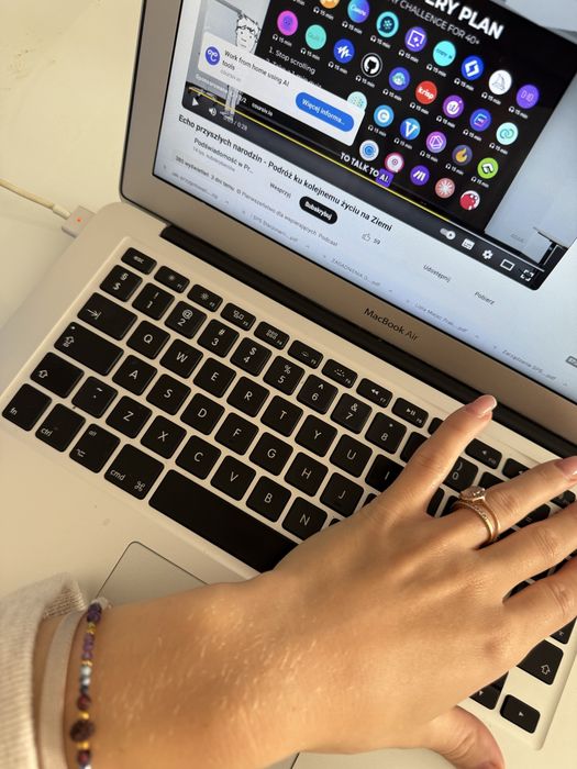 MacBook air laptop