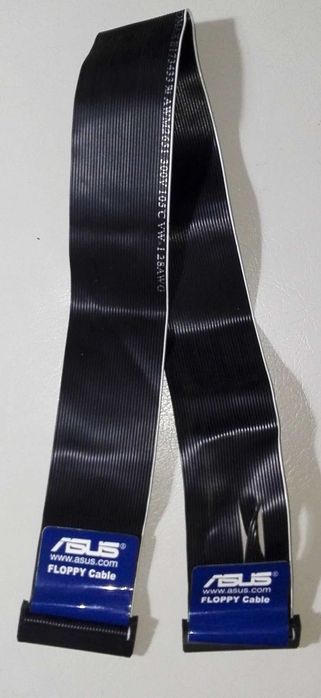 Cabos e adaptadores para PC antigos