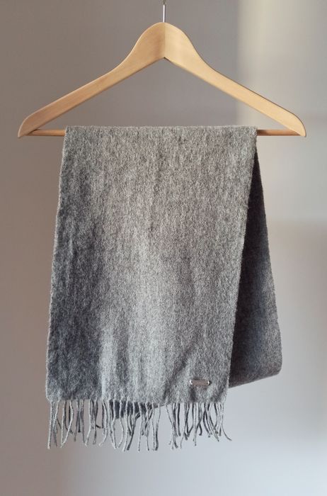 Szary wełniany szalik Satila