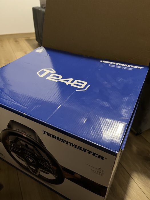 Kierownica z pedałami Thrustmaster 248
