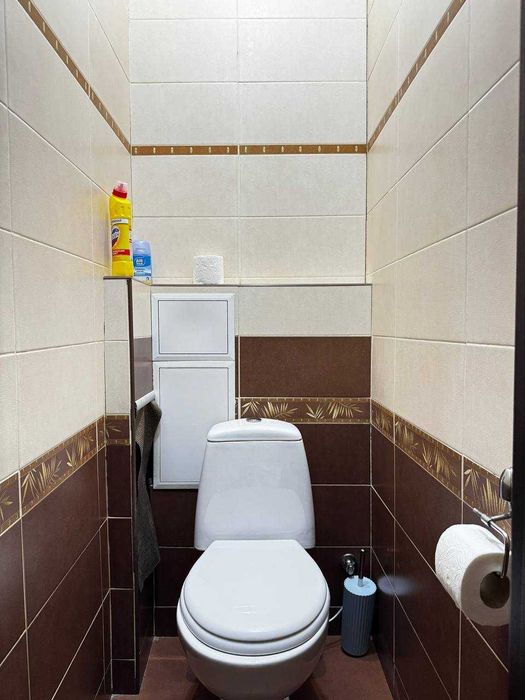 Оренда подобово сучасної 3к квартири, м. Палац Спорту (2 хвилини)