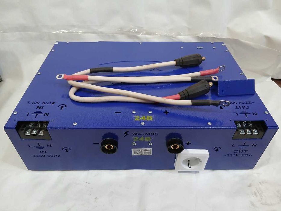 ИБП ФОРТ FX36 для дома мощностью 2200Вт и 24/220V