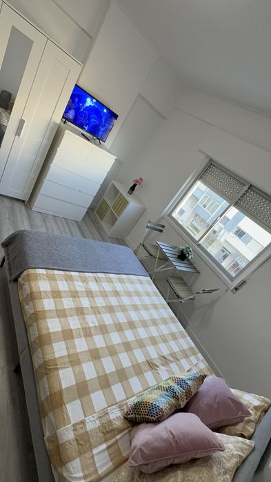 Quarto cama casal+beliche até 04 pessoas mesma família São Brás 01/07