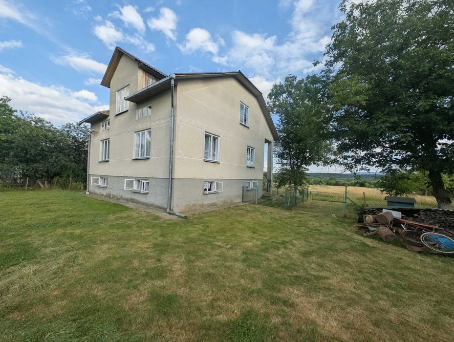 Продаж будинку 152 м² з ділянкою 60 соток с. Унятичі