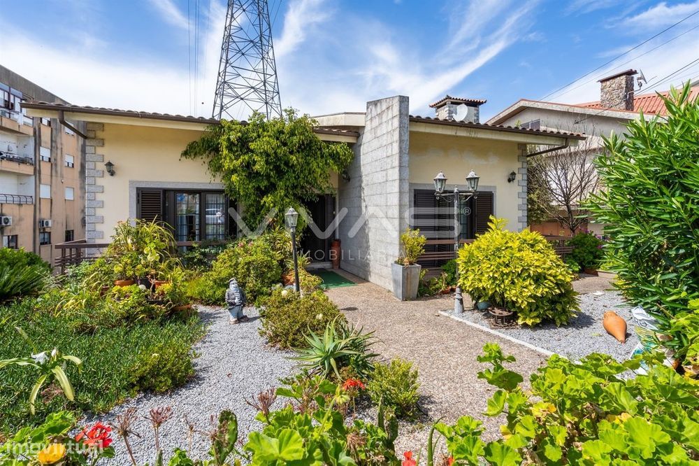 Moradia T6 Venda em Lago,Amares