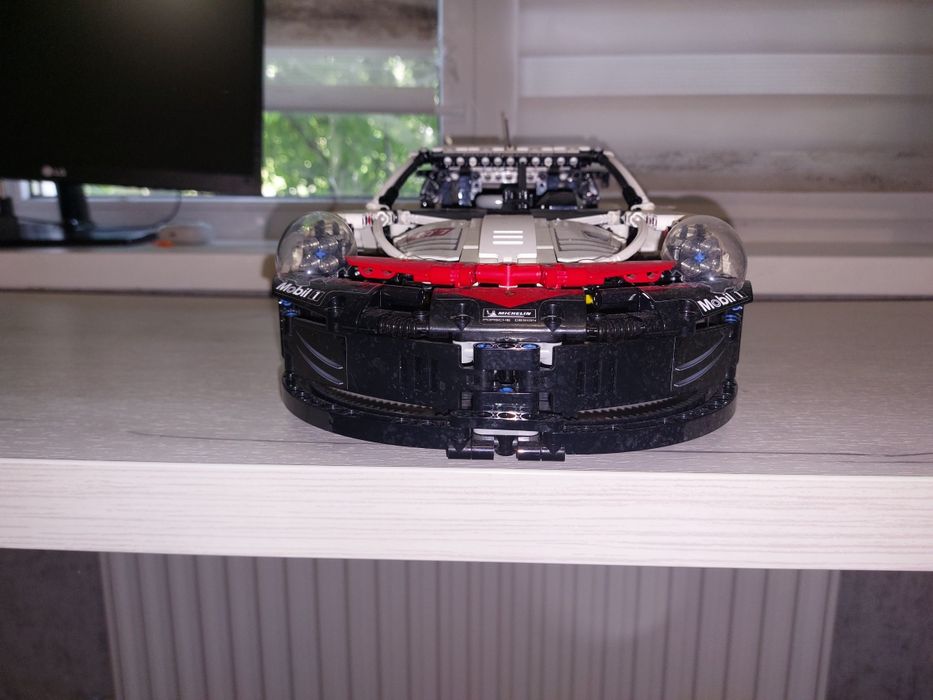 ОРИГИНАЛ Lego technic Porsche 911 rsr собранный