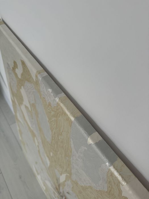 Картина квітка, акрил з фарбами металік золото, ручна робота