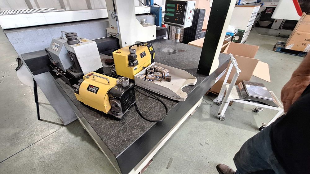 Máquina CDM 3D como nova