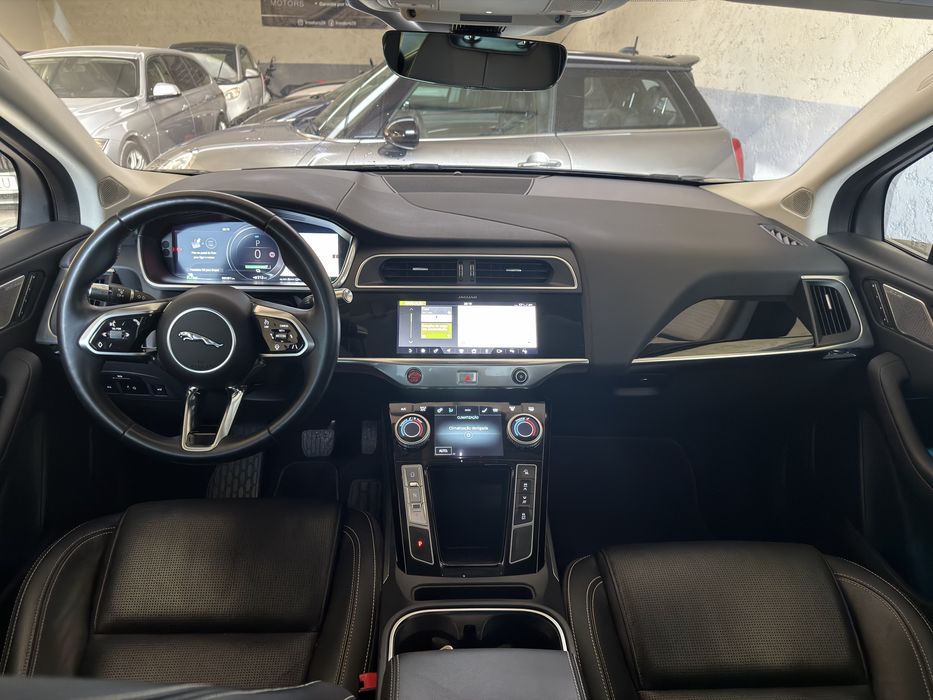 Jaguar I-Pace SE EV400 AWD - Desde 360€ Mês
