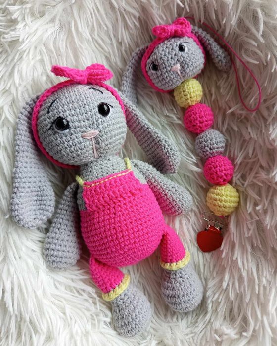 Miś,zawieszka do smoczka