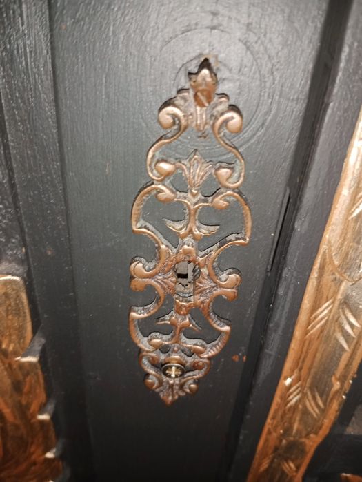 Móvel antigo   pintado