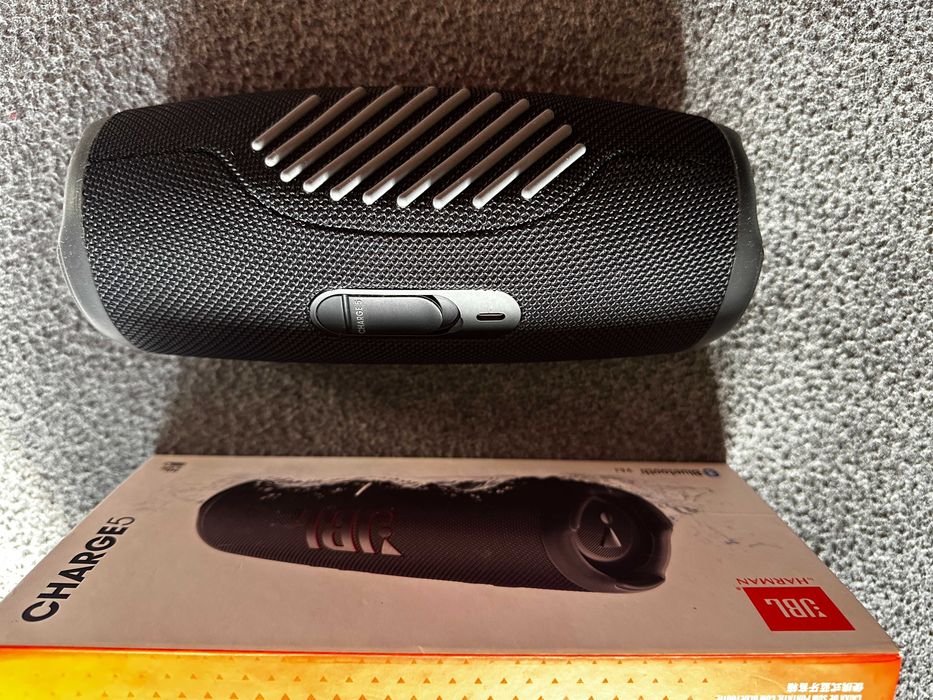 Портативна акустика JBL Charge 5 Black