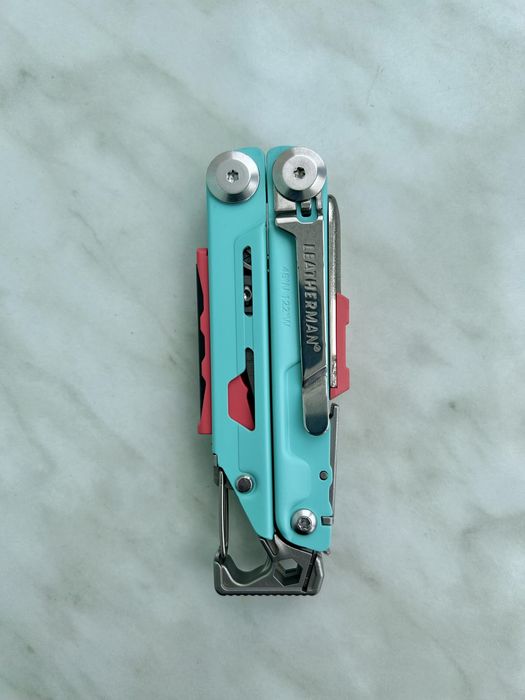 Мультитул Leatherman Signal Aqua Silver!