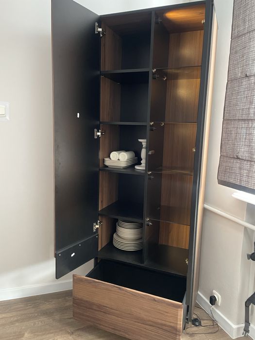 Sprzedam nową Szafkę