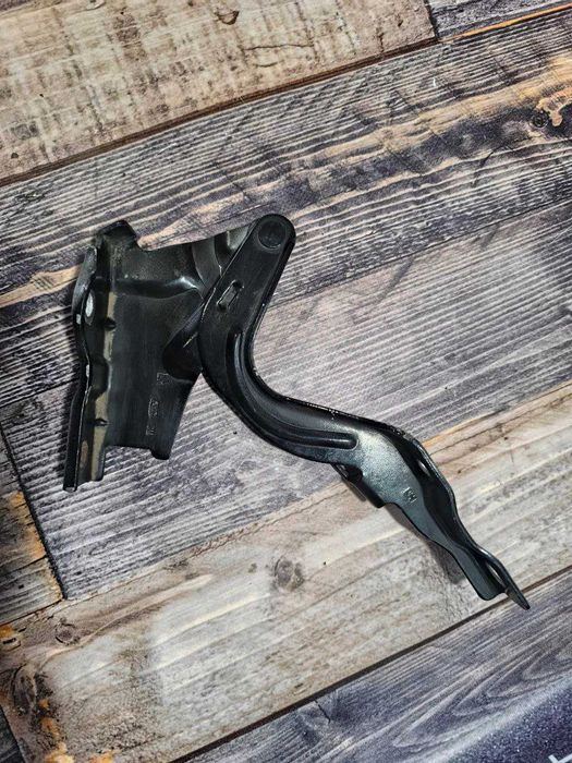 Завіса петля капота ліва сторона Hyundai Santa Fe 2 CM 2006-2012