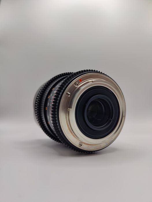 Lente grande angular Samyang 16mm T2.6 VDSLR ED AS UMC - Canon EF Fit