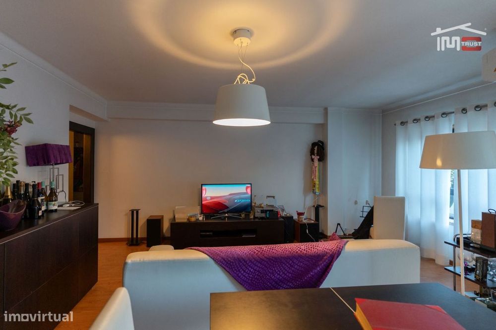 Apartamento T3 Remodelado no Centro de Ourém