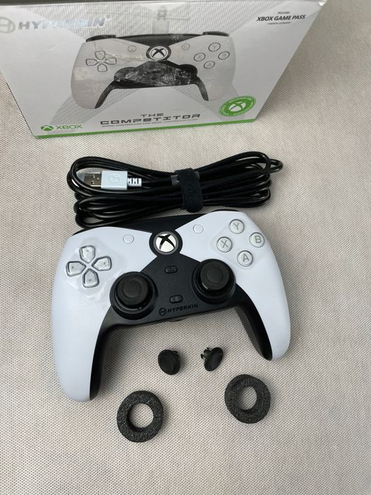 Pad HYPERKIN Competitor Biały
