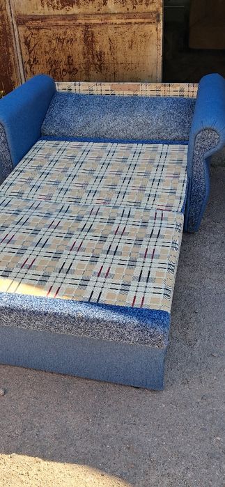 Продам диван малютка роскладной
