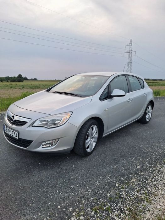 Opel Astra Opel Astra J 1.4T (140 KM) | 170k km | Zrobiona Odma | Webasto