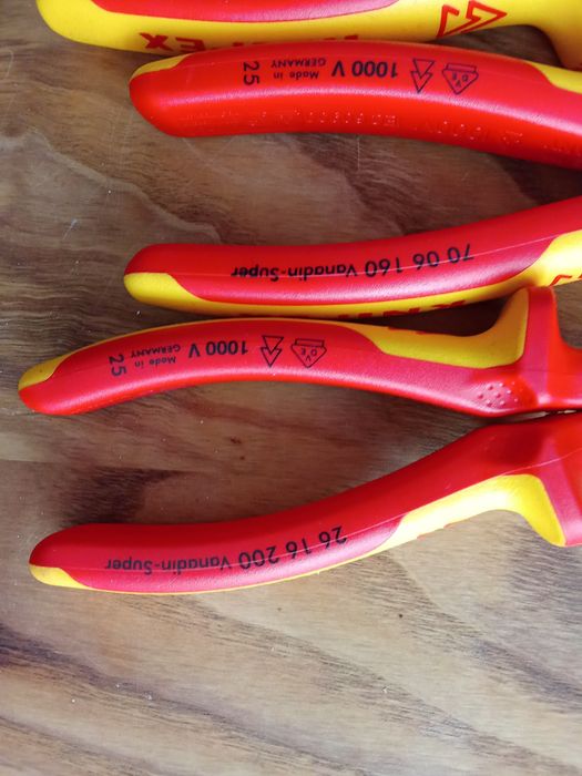 Zestaw narzędzi knipex dla elektryka nowe oryginał