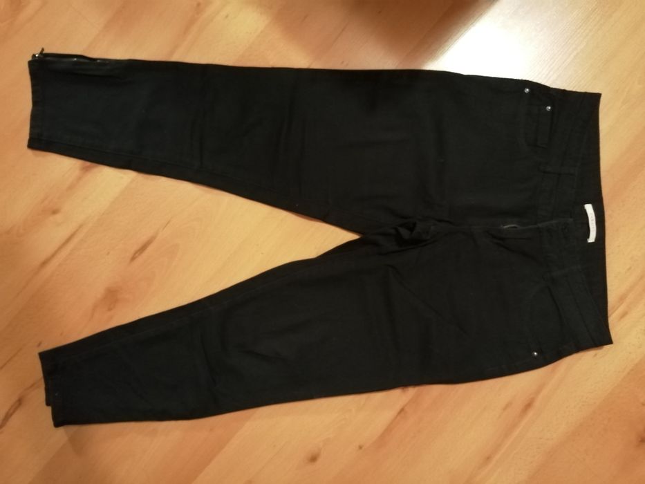 Spodnie 38 / Cameieu