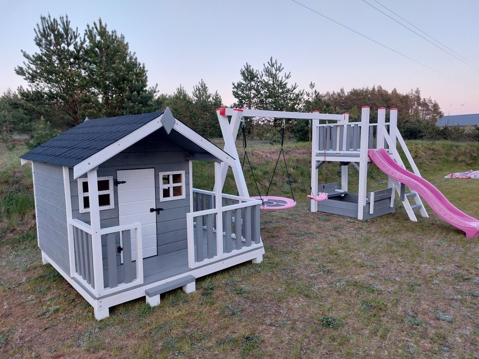Plac zabaw domek
