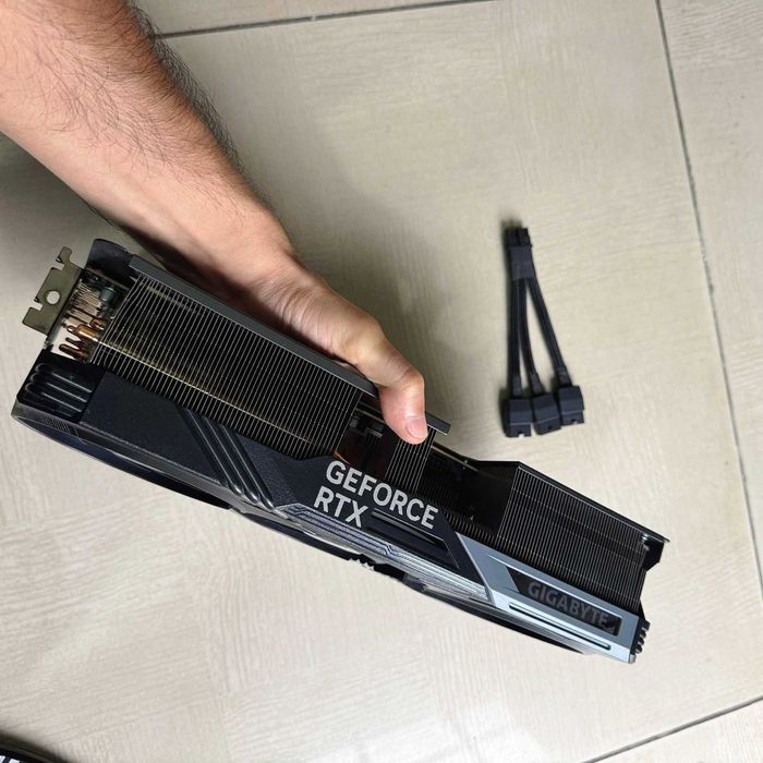 Видеокарта Gigabyte RTX 4080 Super