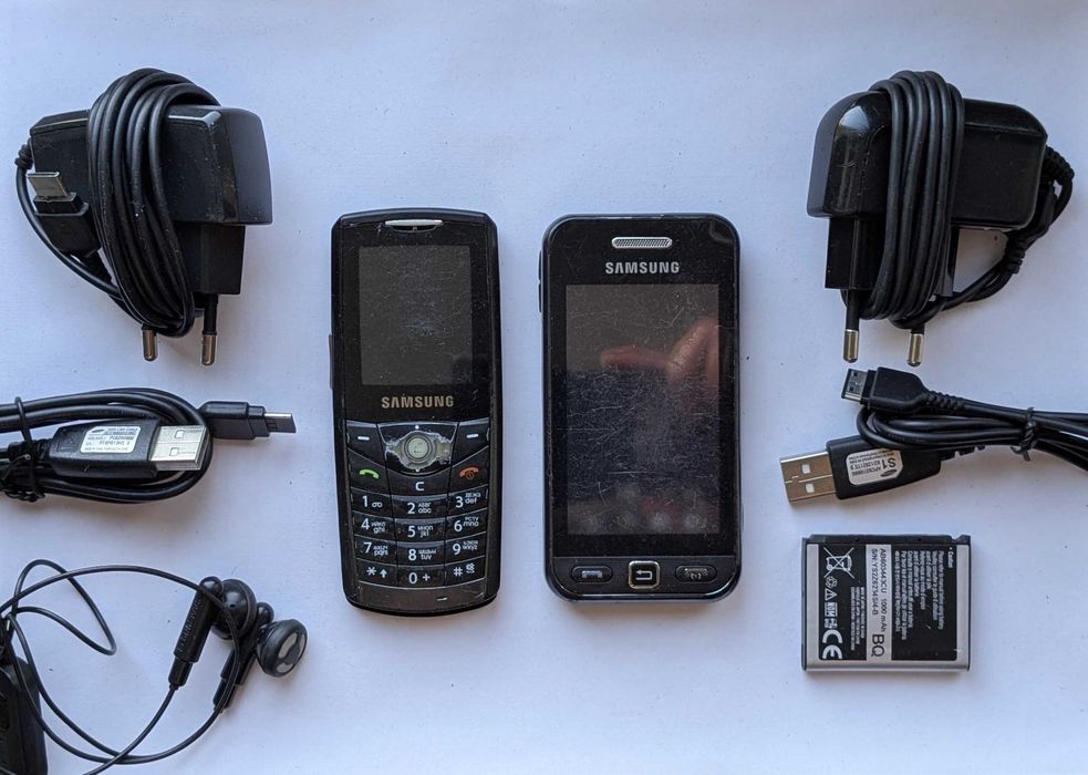 Кнопкові мобільні телефони