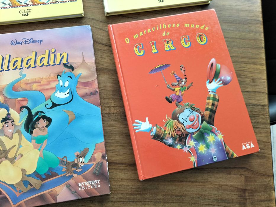 Conjunto de 6 livros contos