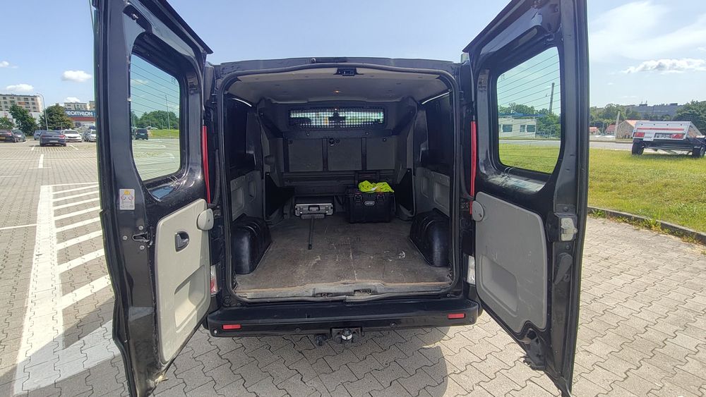 Sprzedam Renault Trafic brygadówka. 5 osobowy