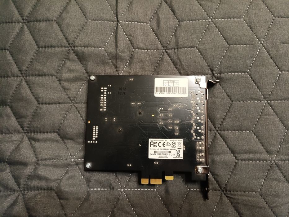 Продам звуковую карту