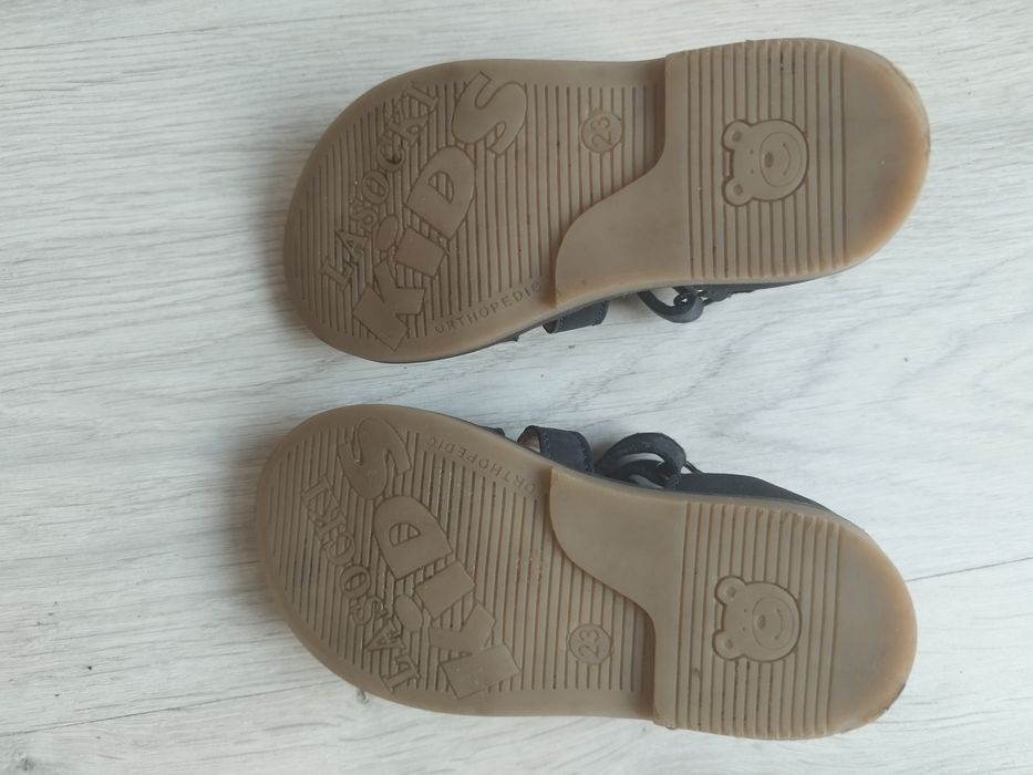 Sandały skórzane Lasocki Kids r. 23