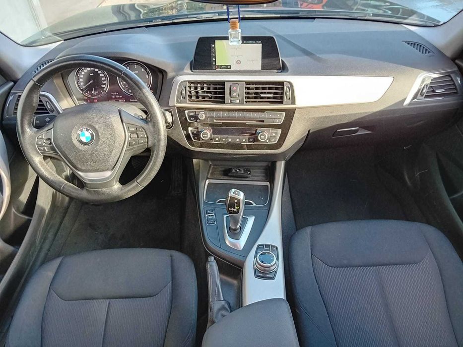 BMW 116 D c/auto ( pequeno sinistro )
