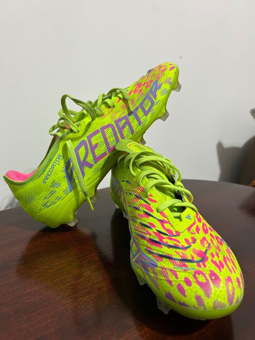 Chuteiras predator pro FG