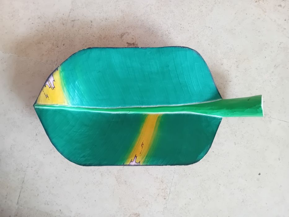 Beautiful Art Offer: 2 Palm Leaves in Green or Yellow
