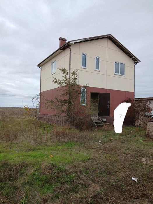 Продам 2-х этажный дом Великодолинское