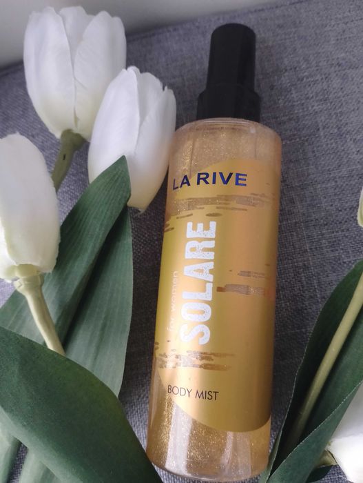 La Rive Solare  body mist 200 ml rozświetlająca mgiełka z drobinkami