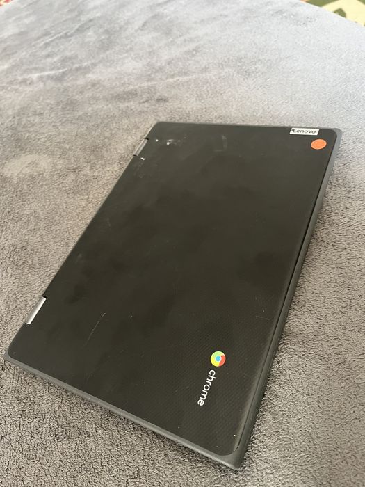 Laptop chromebook